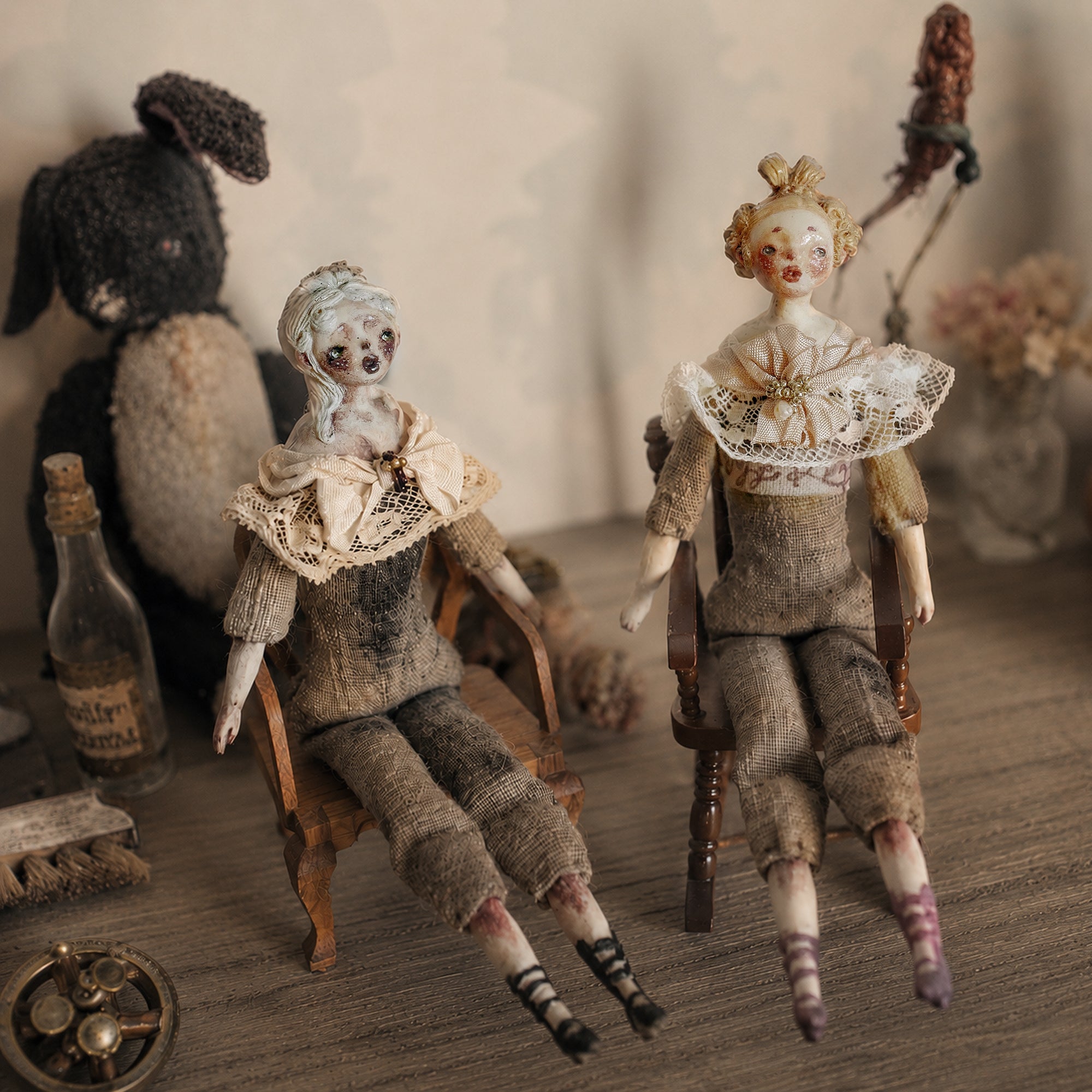 A006 Handmade Seated Art Doll & Wooden Chair Set, 17cm Resin Clay Girl Figurine, Two Hair Colors, Lambwick Manor Collectible Decor