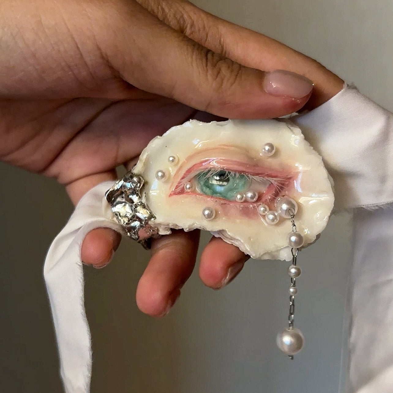 Nyra Seafoam Gaze — Pearl Oyster Eye