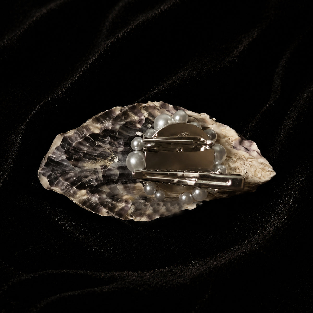 Nyra Lamb Gaze — Sheep-Eye Oyster Relic