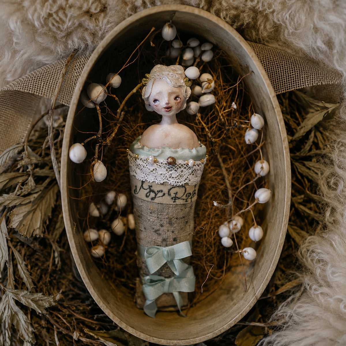 Twin Series Doll Brooch