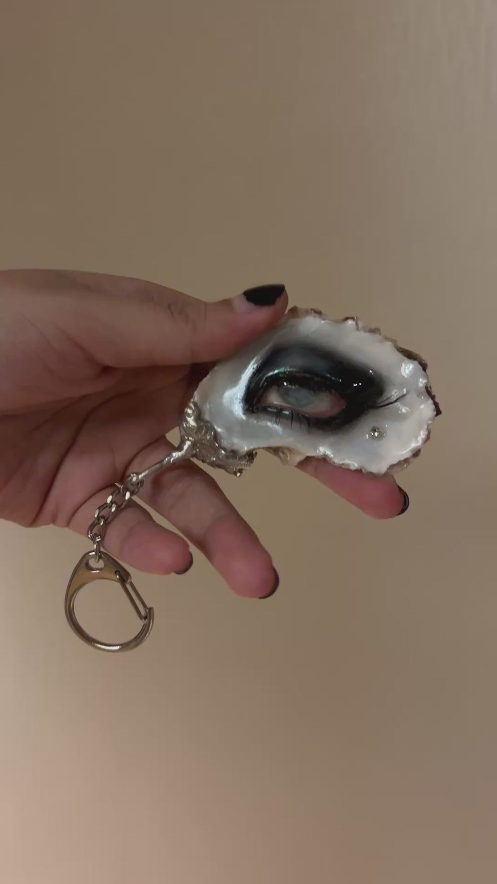 Lilith Veil: Black Smoky Oyster Eye