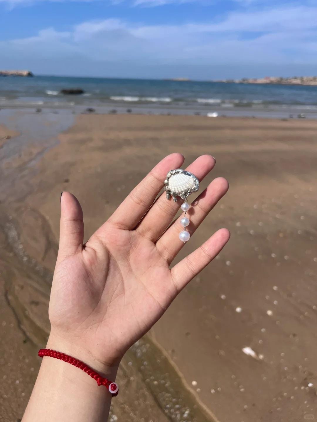 Shell Pearl Drop — view 3