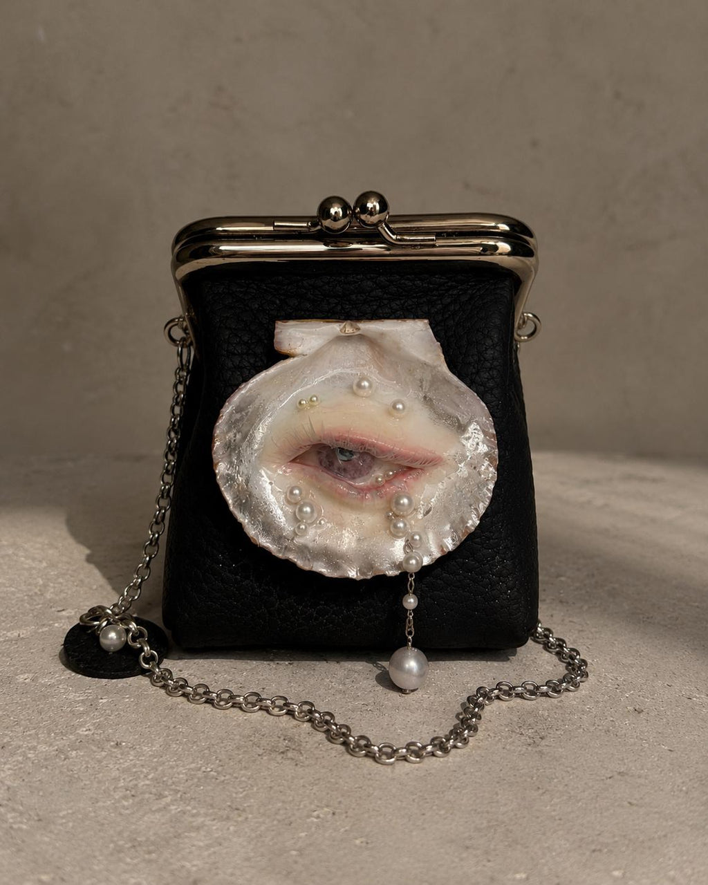 Oyster Eye Mini Crossbody — artwork and styling view 5