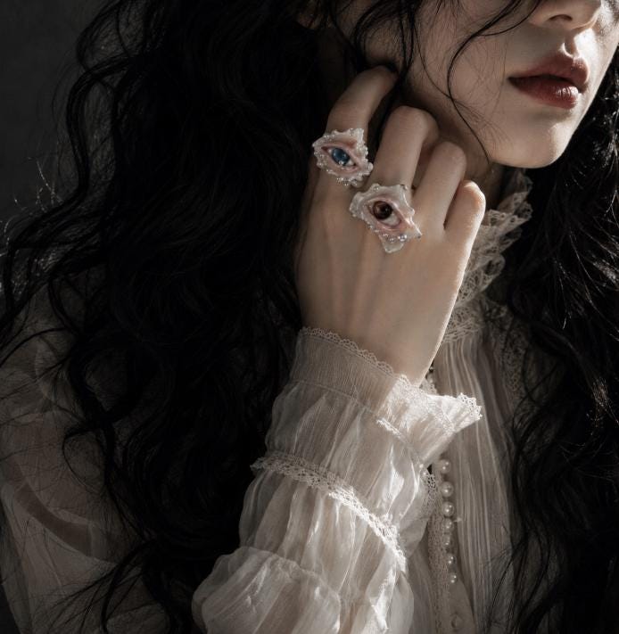 Shell Eye Statement Ring