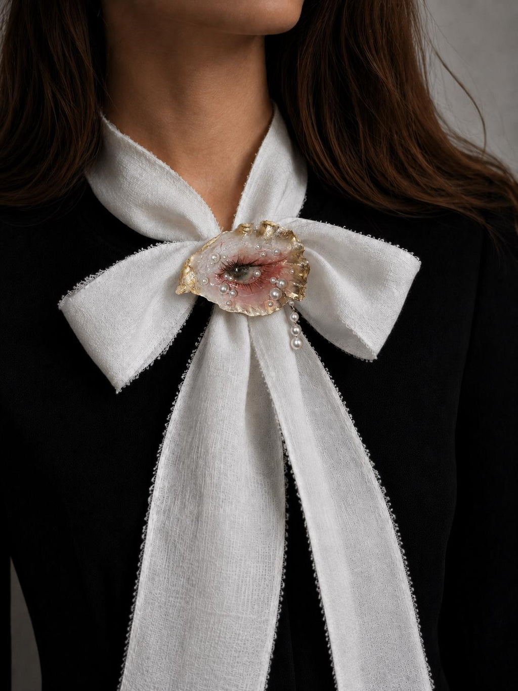 Gilded Oyster Eye — artwork and styling view 6