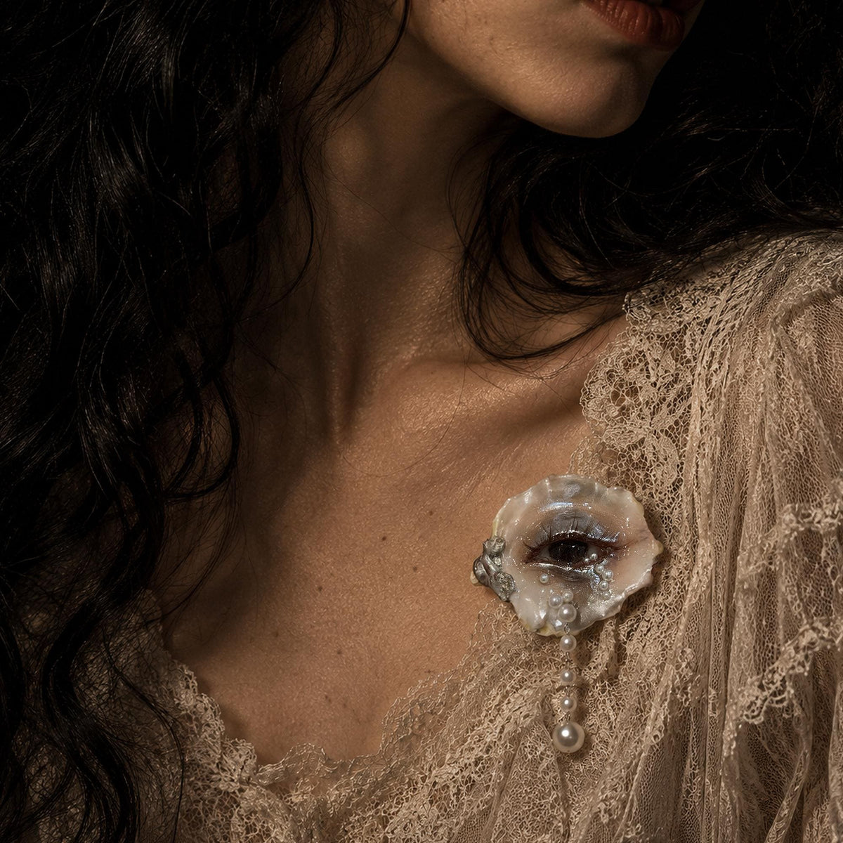 Brown Smoky Oyster Eye Brooch — primary view
