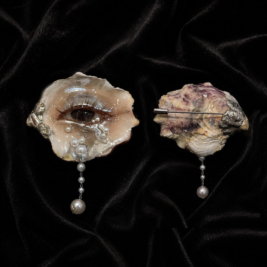 Brown Smoky Oyster Eye Brooch — view 4