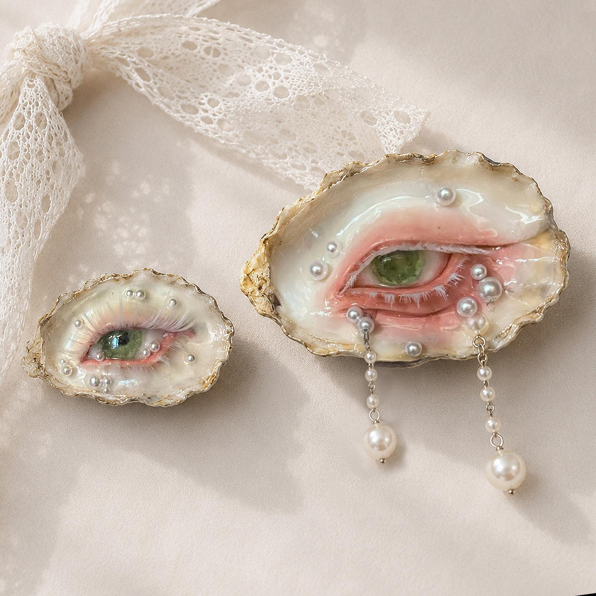 Green-and-Gold Oyster Eye — primary artwork view