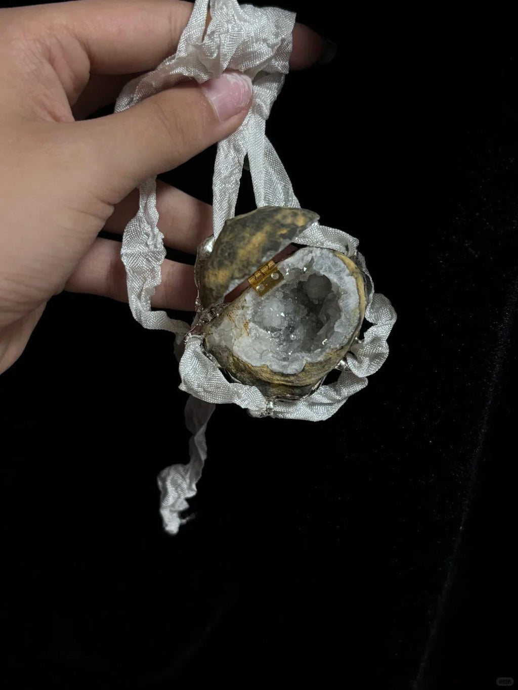 Geode Shell Trinket Box — view 7