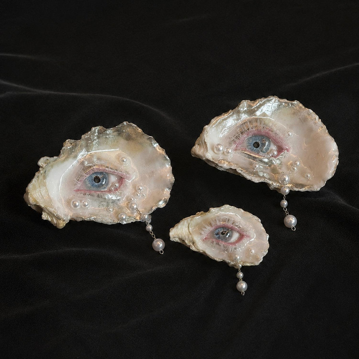 Pearl-Drop White-Water Blue Eye — artwork and styling view 4