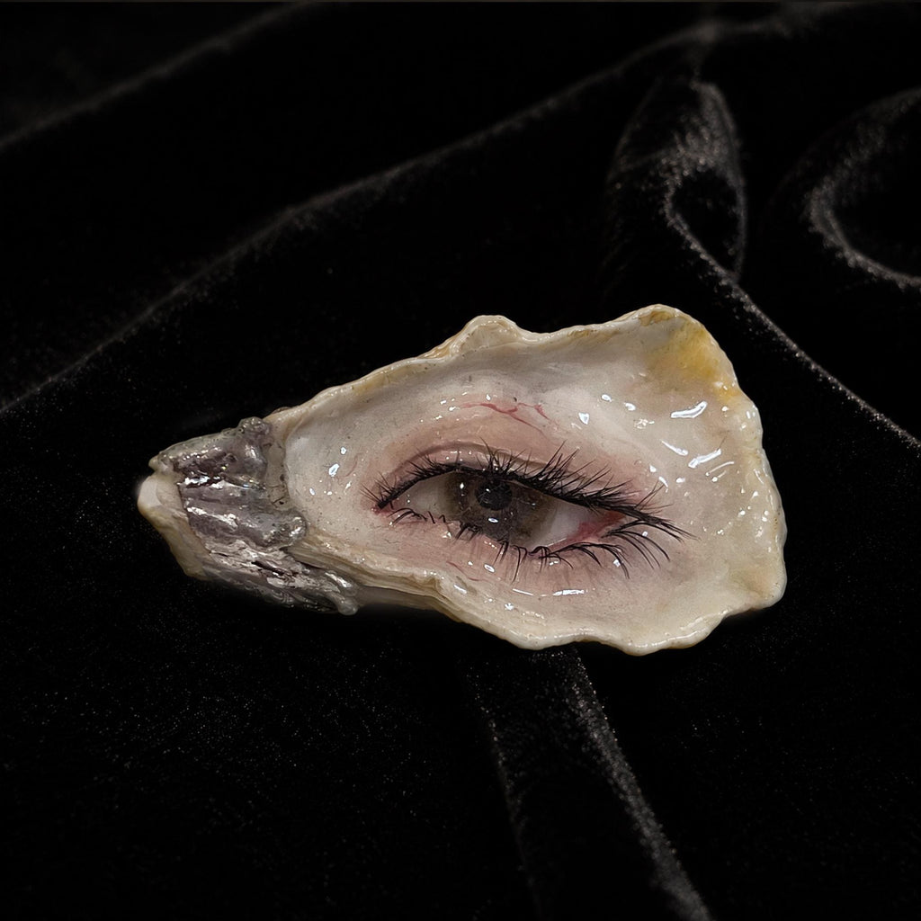 Nyra Black-Lash Oyster Eye — primary artwork view