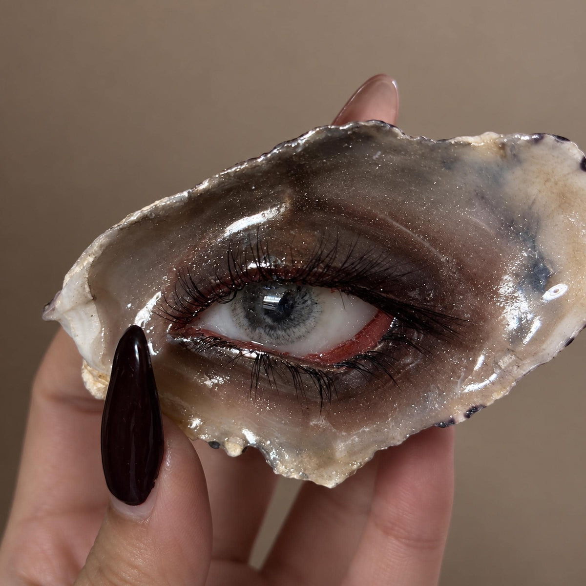 Lilith Grey Temptation — Oyster Eye Brooch, Choker or Charm — view 4