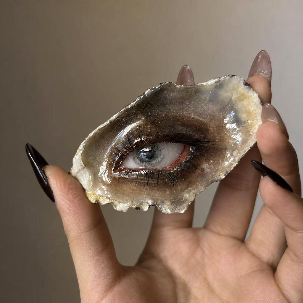 Lilith Grey Temptation — Oyster Eye Brooch, Choker or Charm — view 5