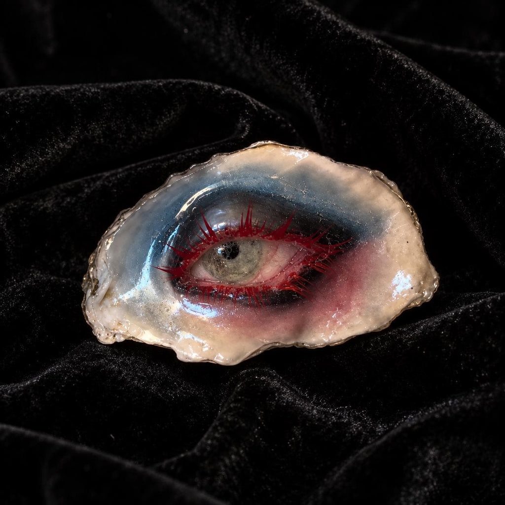 Lilith Thorned Gaze — view 2